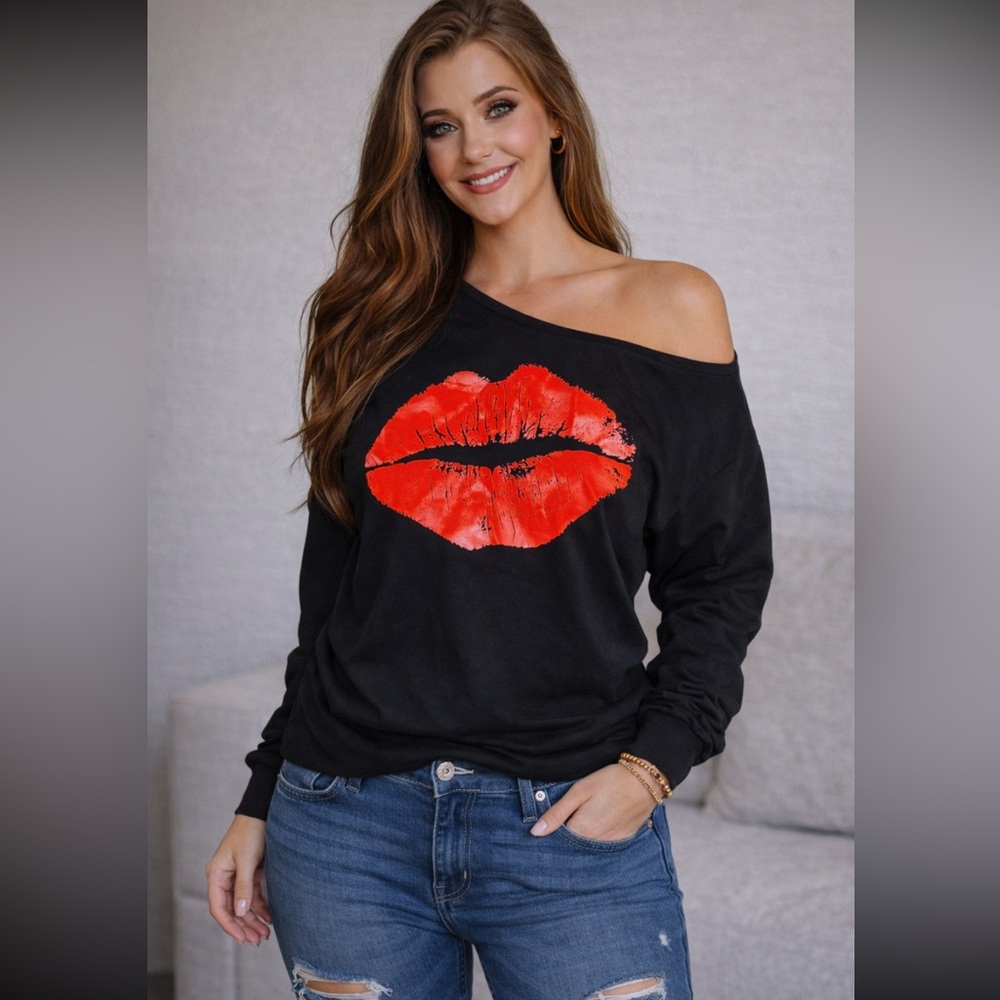 NWOT Black Sweatshirt with Red Lips Graphic